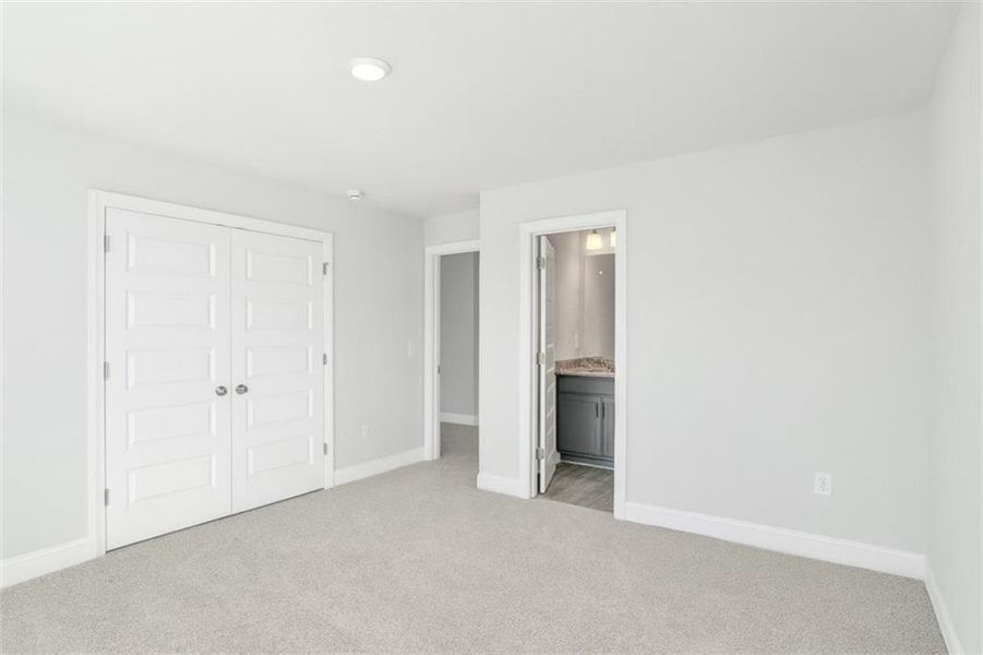 Spacious, unfurnished interior of a new home in , Bonaire (Image 36).