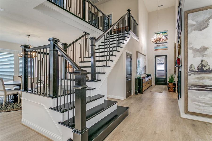 Furnished interior view inside a new home in Grand Braniff Park, Irving (Image 8).