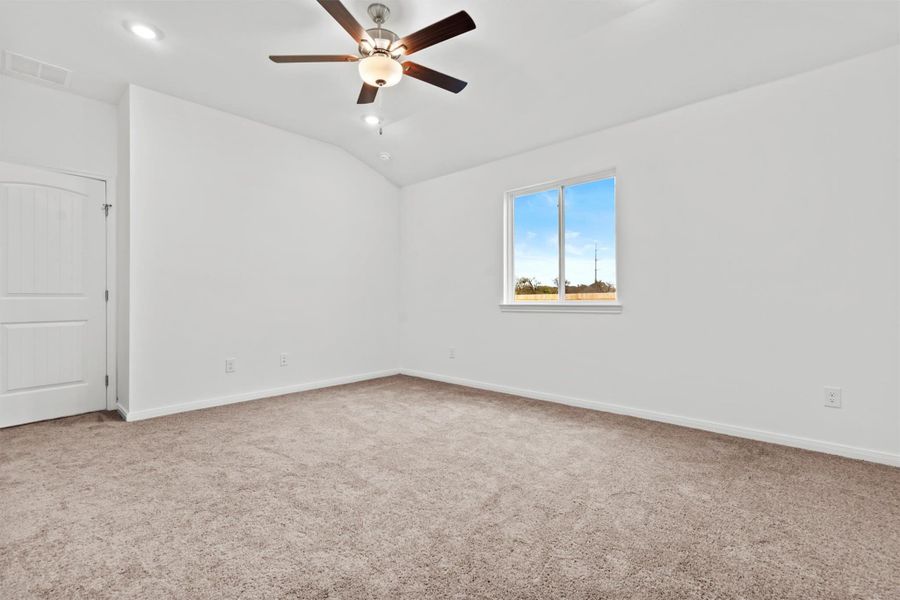 Spacious, unfurnished interior of a new home in Butler Farms, Liberty Hill (Image 16). Spacious, unfurnished interior of a new home in Butler Farms, Liberty Hill (Image 16).