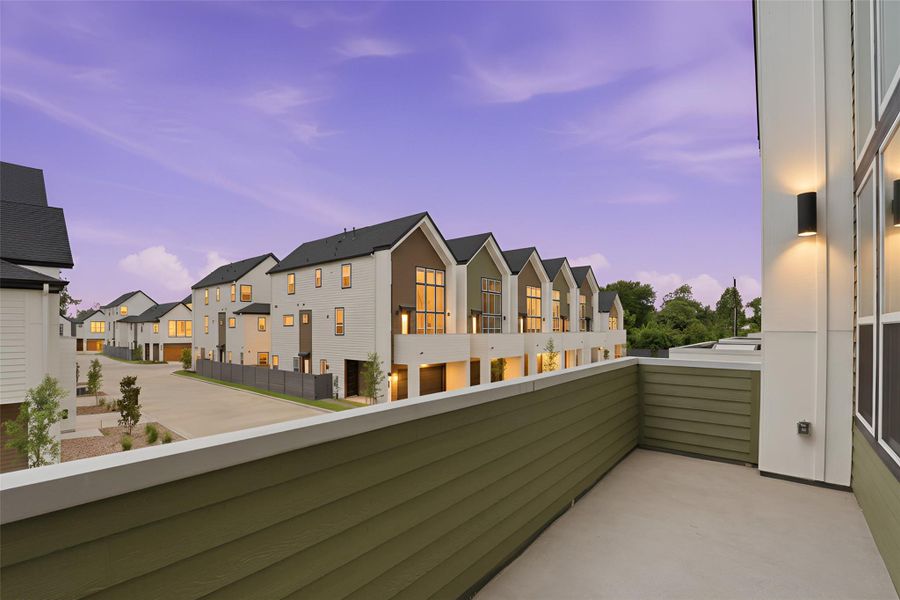 Exterior details and patio area of a home in Highland Commons, Houston (Image 3).