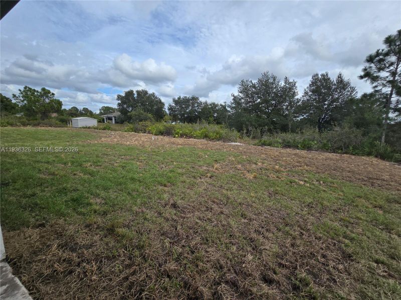 Natural landscape and outdoor views near  in Lehigh Acres (Image 29).