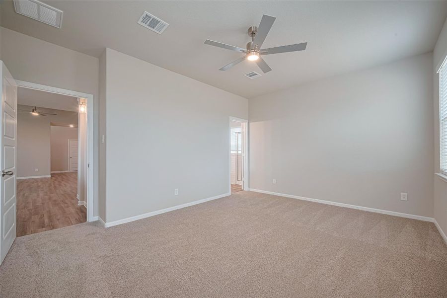 Spacious, unfurnished interior of a new home in La Segarra, Brookshire (Image 20).