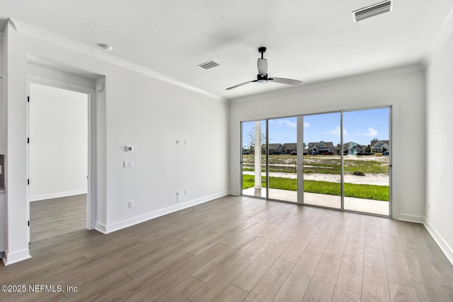 Spacious, unfurnished interior of a new home in Seven Pines 50' Front Entry, Jacksonville (Image 17).
