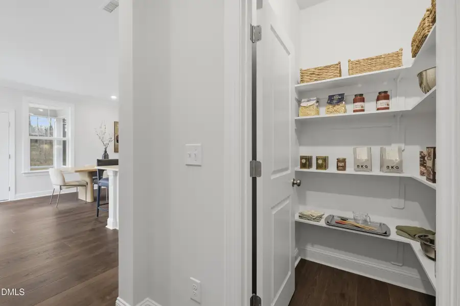 SUN_ShawRidge_Pic_EastmanIII_QMI_3_Kitch