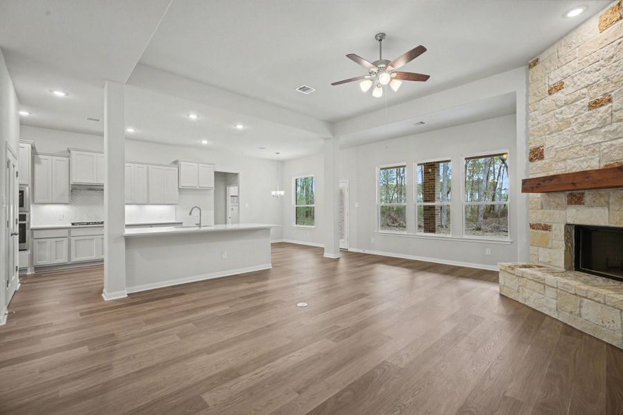 Spacious, unfurnished interior of a new home in Encino Estates, Dayton (Image 24).