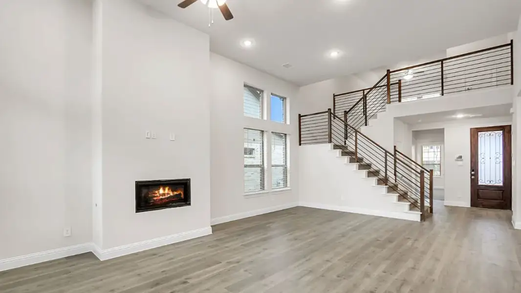 Representative unfurnished interior of a home built from the Estes by D.R. Horton in White Rock Trail Addition, Dallas (Image 14). Representative unfurnished interior of a home built from the Estes by D.R. Horton in White Rock Trail Addition, Dallas (Image 14).