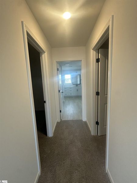 Spacious, unfurnished interior of a new home in Shiloh Trail, Wellford (Image 36).