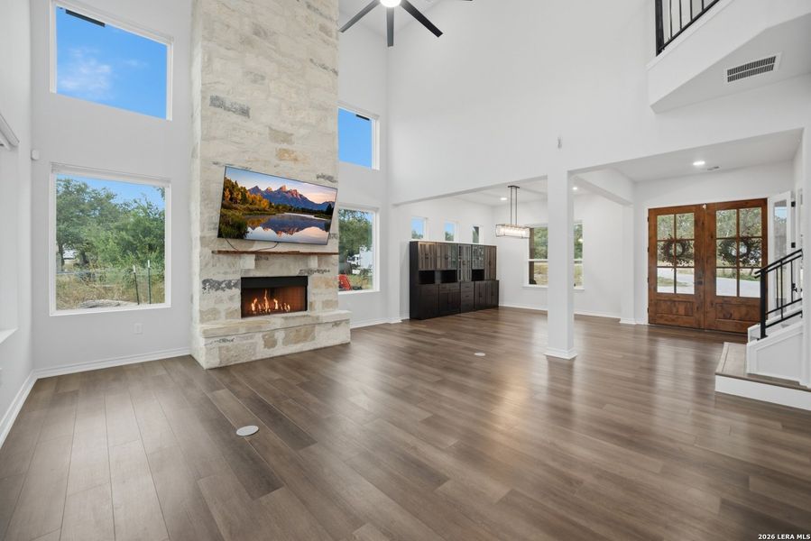 Spacious, unfurnished interior of a new home in , San Antonio (Image 39). Spacious, unfurnished interior of a new home in , San Antonio (Image 39).