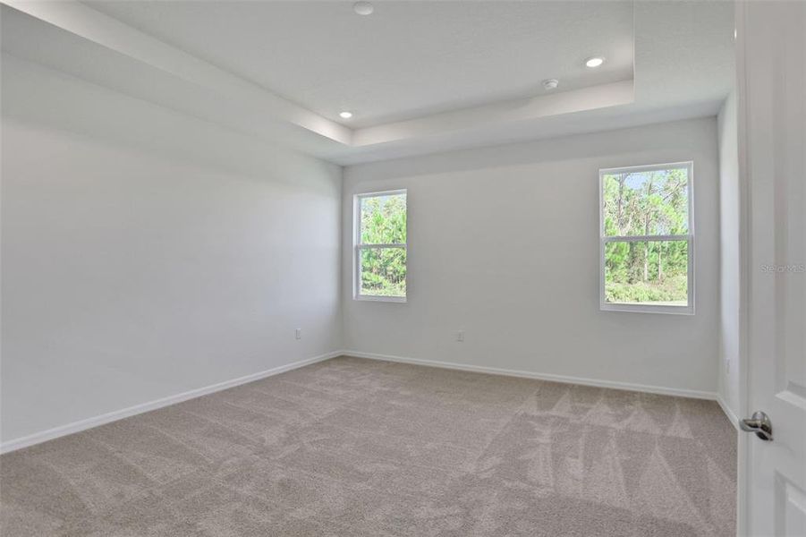 Spacious, unfurnished interior of a new home in Angeline, Land O' Lakes (Image 30).