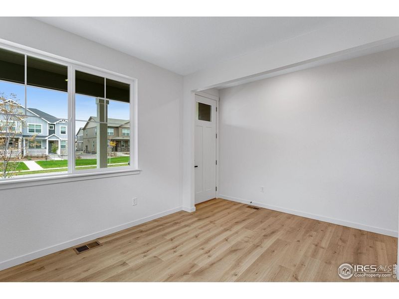 Spacious, unfurnished interior of a new home in Hansen Farm, Fort Collins (Image 15). Spacious, unfurnished interior of a new home in Hansen Farm, Fort Collins (Image 15).