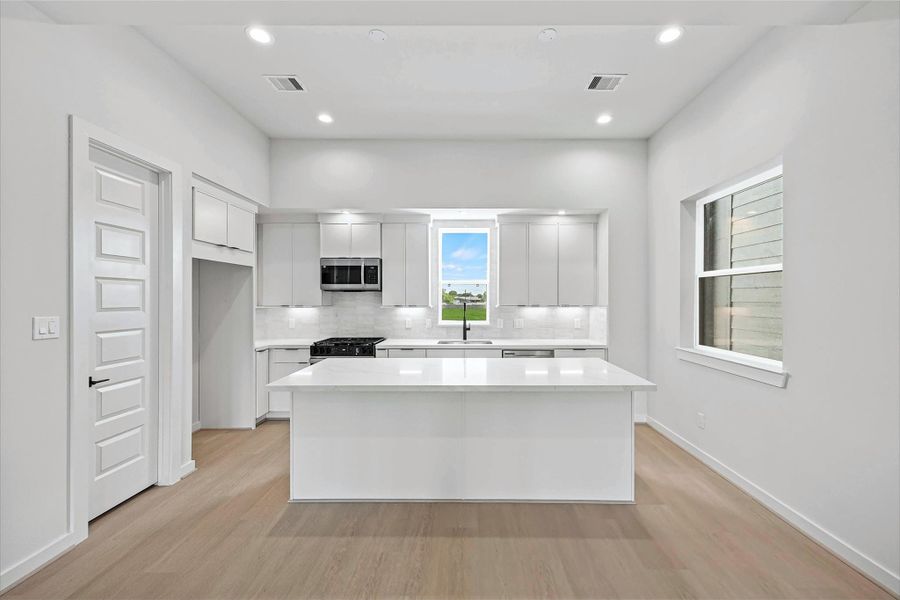 Furnished interior view inside a new home in Shepherd Heights, Houston (Image 6).