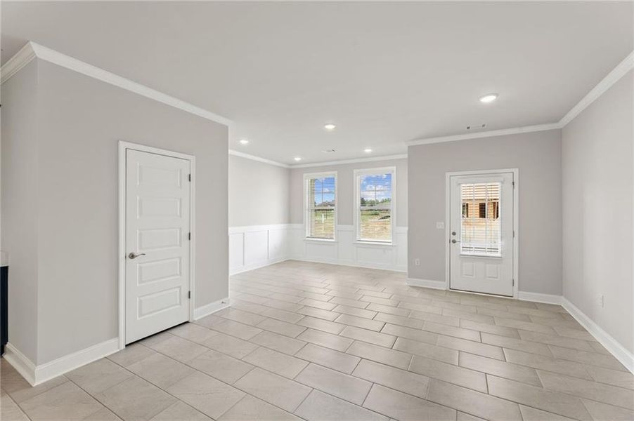 Spacious, unfurnished interior of a new home in Cooper's Walk, Loganville (Image 20).