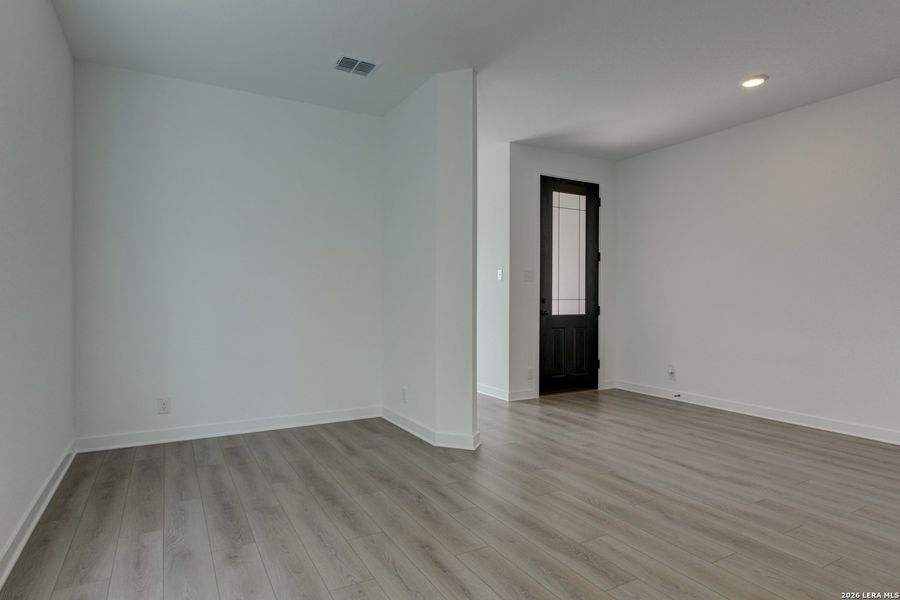 Spacious, unfurnished interior of a new home in Cordova Trails, Seguin (Image 24). Spacious, unfurnished interior of a new home in Cordova Trails, Seguin (Image 24).