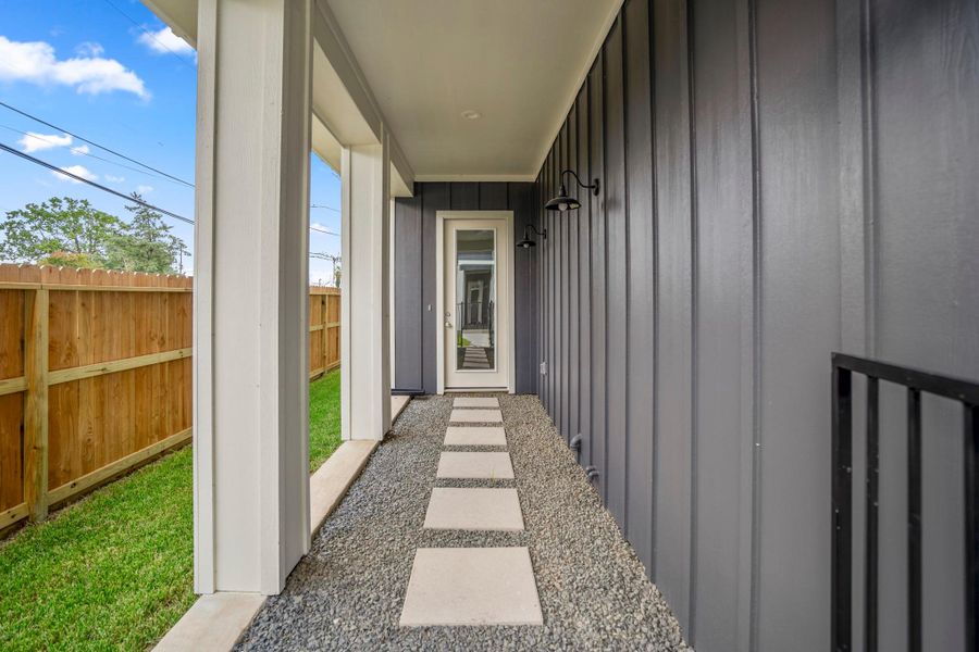 Exterior details and patio area of a home in , Houston (Image 3).