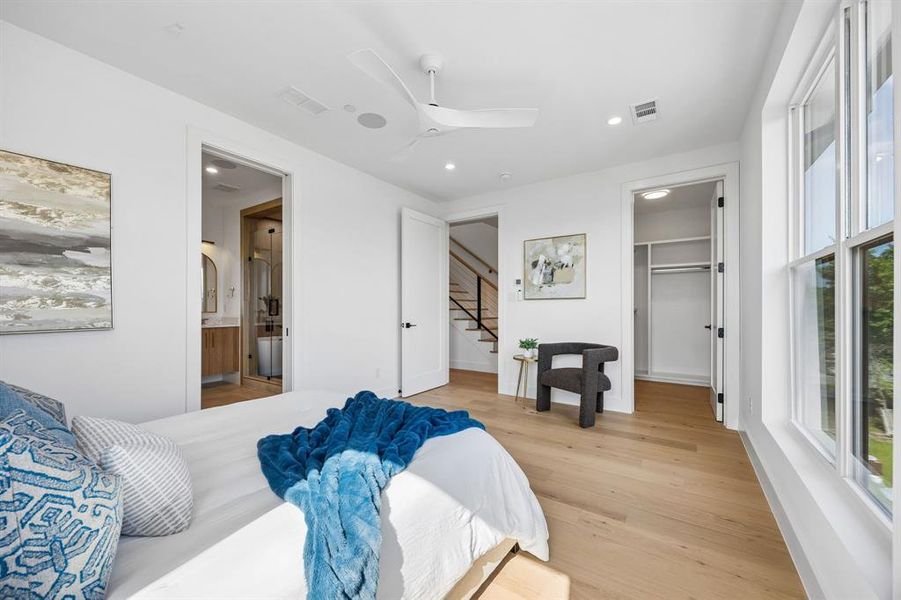 Furnished interior view inside a new home in , Dallas (Image 34). Furnished interior view inside a new home in , Dallas (Image 34).