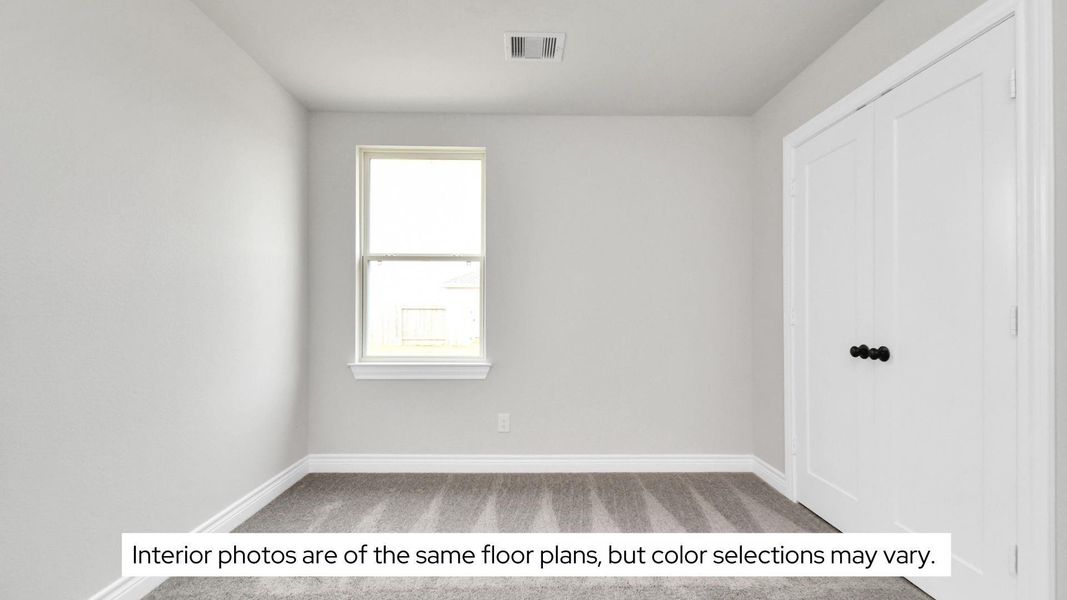 Spacious, unfurnished interior of a new home in Grand Oaks Reserve, Cleveland (Image 24).