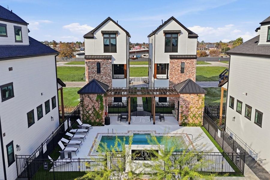 Image 21 of a home in Uptown District.