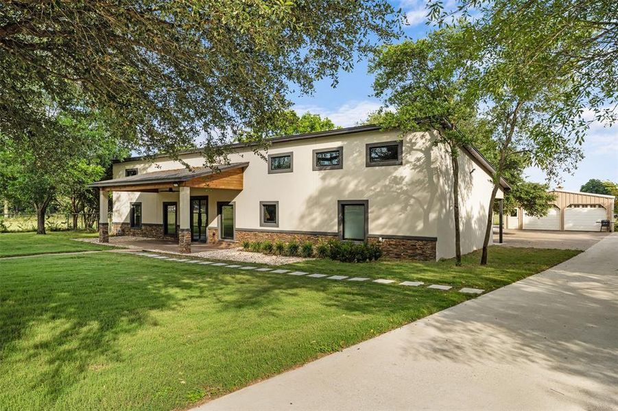 Image 35 of a home in .