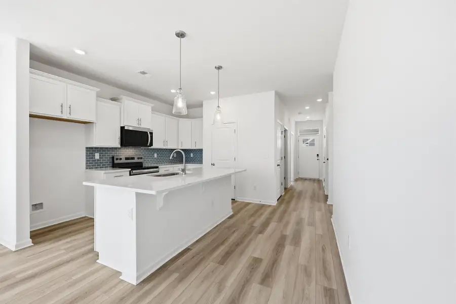 Furnished interior view inside a new home in Edgefield, Loris (Image 10). Furnished interior view inside a new home in Edgefield, Loris (Image 10).
