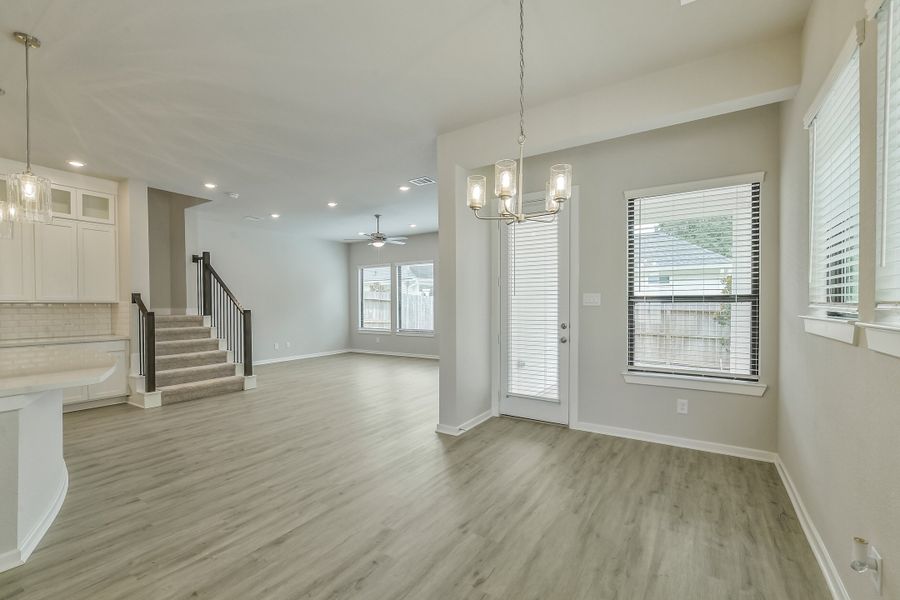 Spacious, unfurnished interior of a new home in Summer Place  35', Montgomery (Image 22).