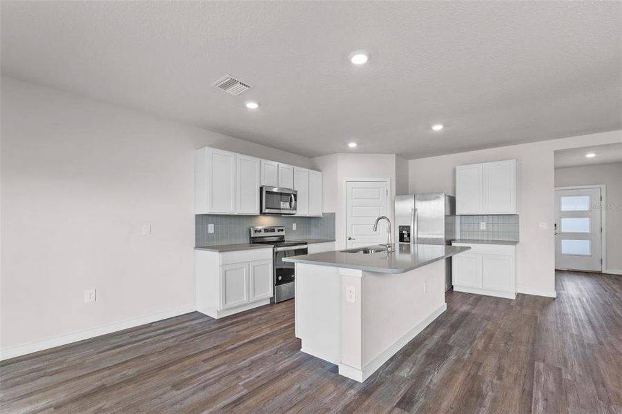 Furnished interior view inside a new home in , Bradenton (Image 9).