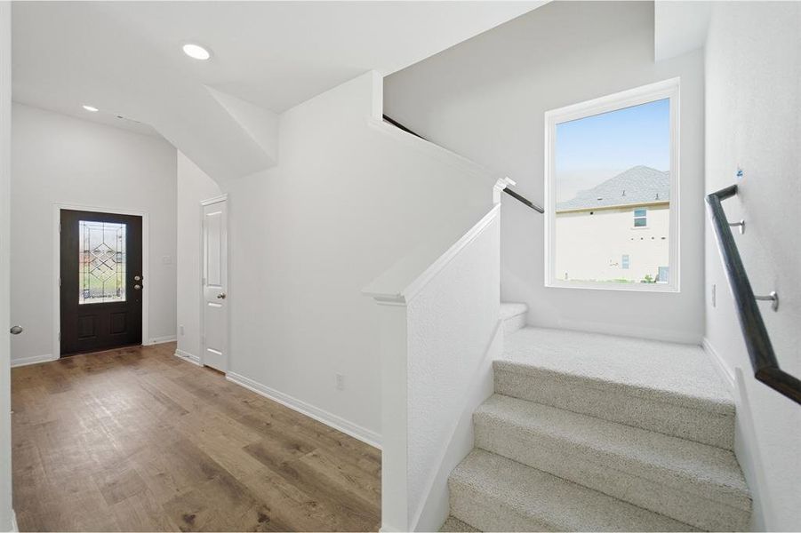 Spacious, unfurnished interior of a new home in Westridge, McKinney (Image 28).