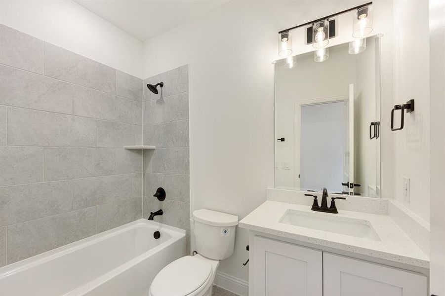 Furnished interior view inside a new home in East Oak Creek, Commerce (Image 15).