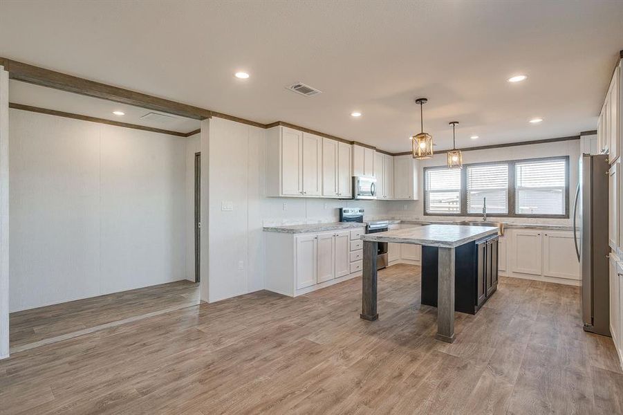Furnished interior view inside a new home in , Mineral Wells (Image 8). Furnished interior view inside a new home in , Mineral Wells (Image 8).
