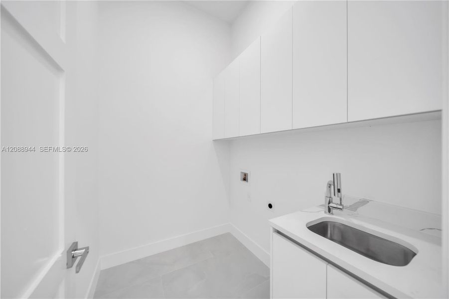 Image 43 of a home in .