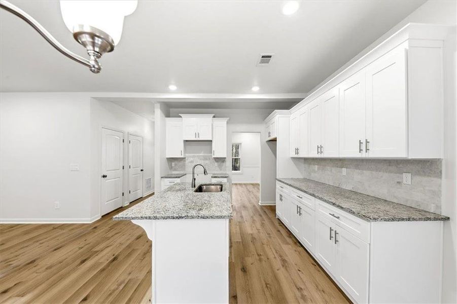 Furnished interior view inside a new home in , Dallas (Image 9).