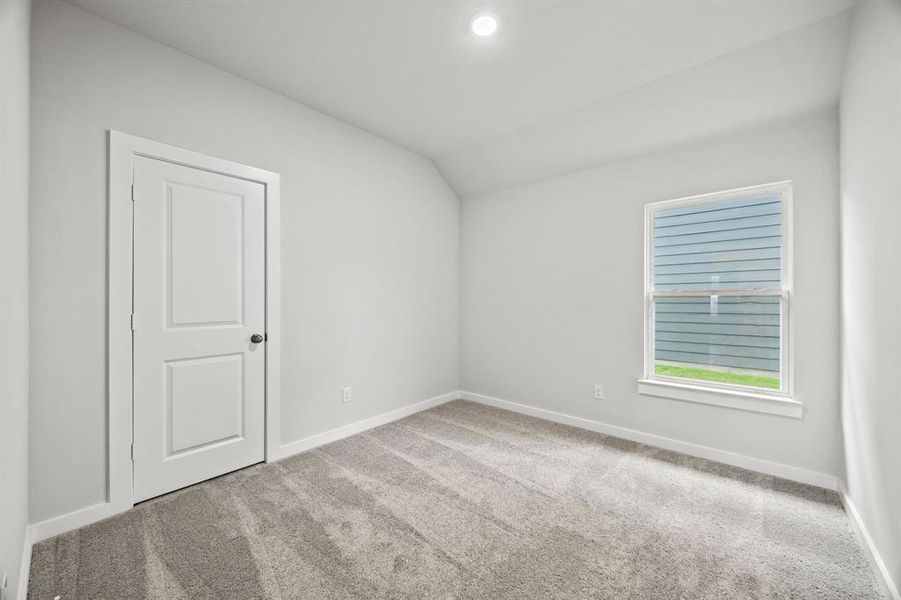 Spacious, unfurnished interior of a new home in Ambergrove, Royse City (Image 13). Spacious, unfurnished interior of a new home in Ambergrove, Royse City (Image 13).