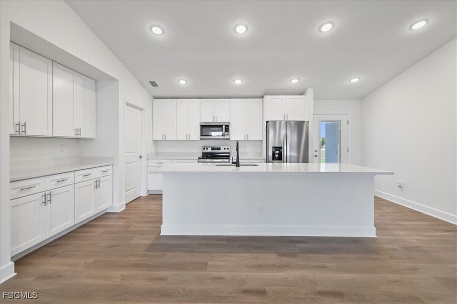 Furnished interior view inside a new home in Cape Coral, Cape Coral (Image 8).