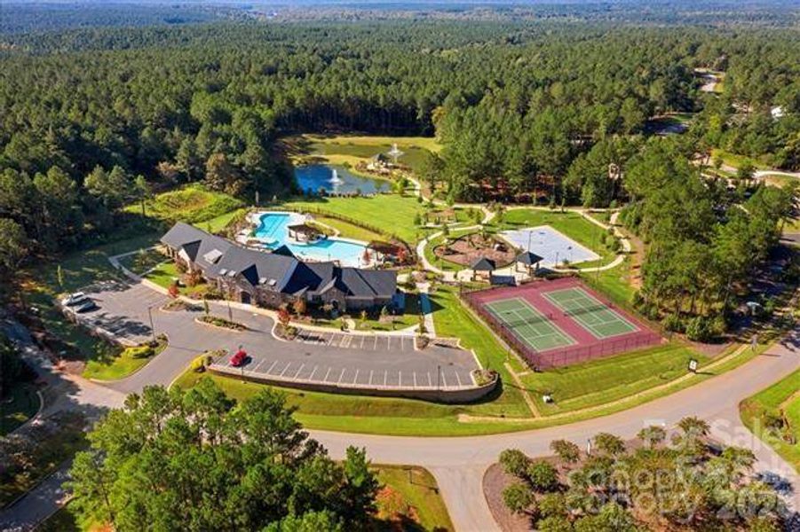 Community amenities in , Lancaster (Image 40).