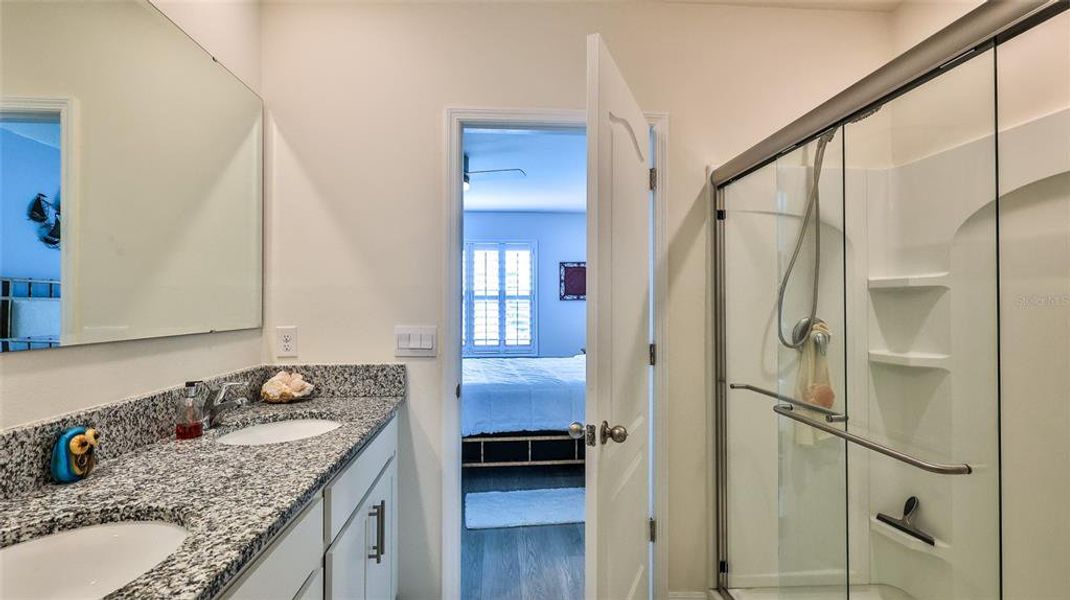 Image 47 of a home in .