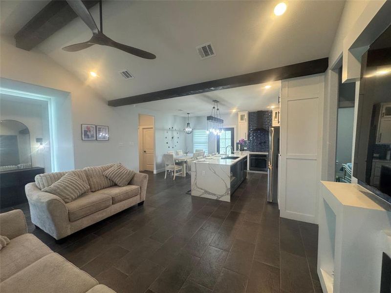 Furnished interior view inside a new home in , Alvarado (Image 5).