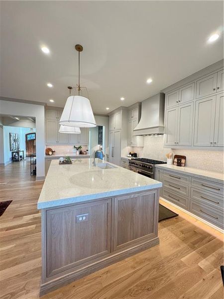 Furnished interior view inside a new home in , Woodstock (Image 15).