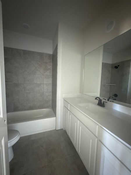 Image 18 of a home in Terra Escalante.