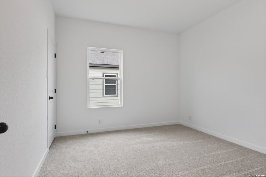 Spacious, unfurnished interior of a new home in Saddlebrook Ranch, Schertz (Image 19).