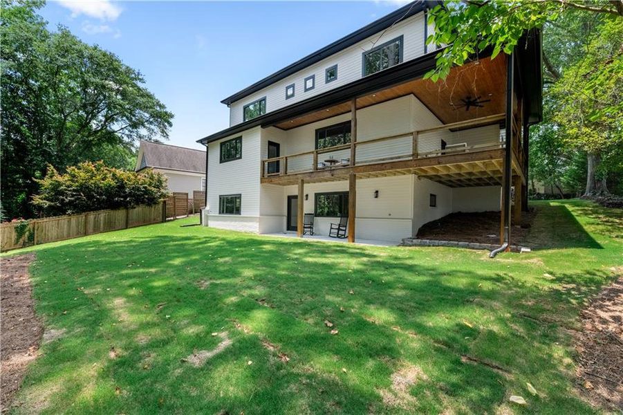 Exterior details and patio area of a home in , Smyrna (Image 3).