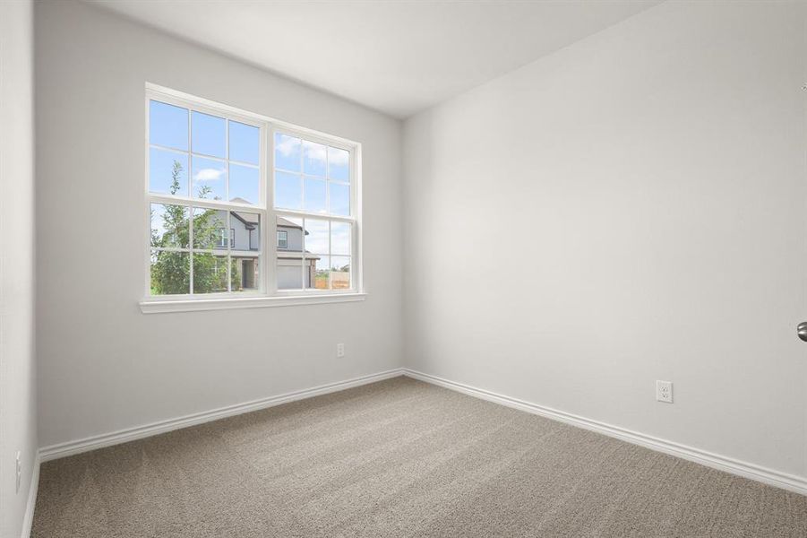 Spacious, unfurnished interior of a new home in Sycamore Landing, Fort Worth (Image 17).
