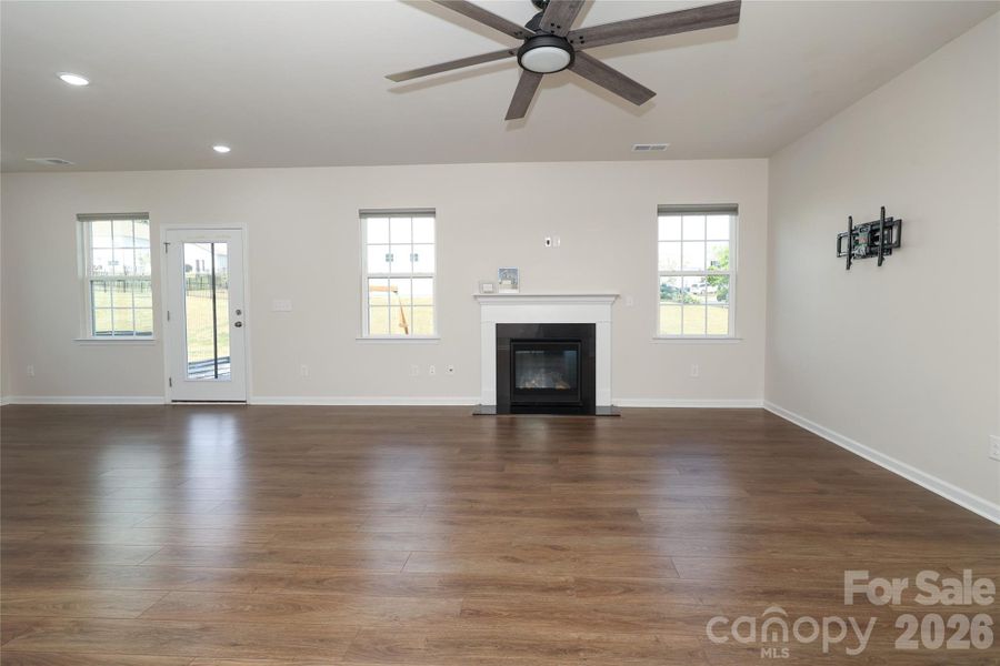 Spacious, unfurnished interior of a new home in , Mooresville (Image 27).