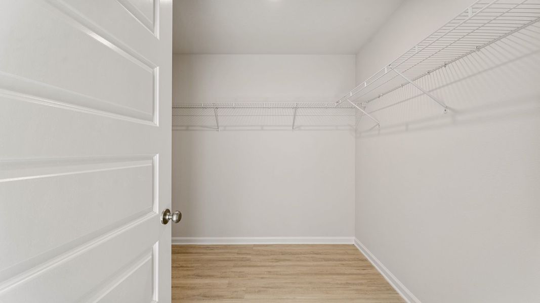 Spacious, unfurnished interior of a new home in Palmetto Bluff, Port Saint Joe (Image 32).