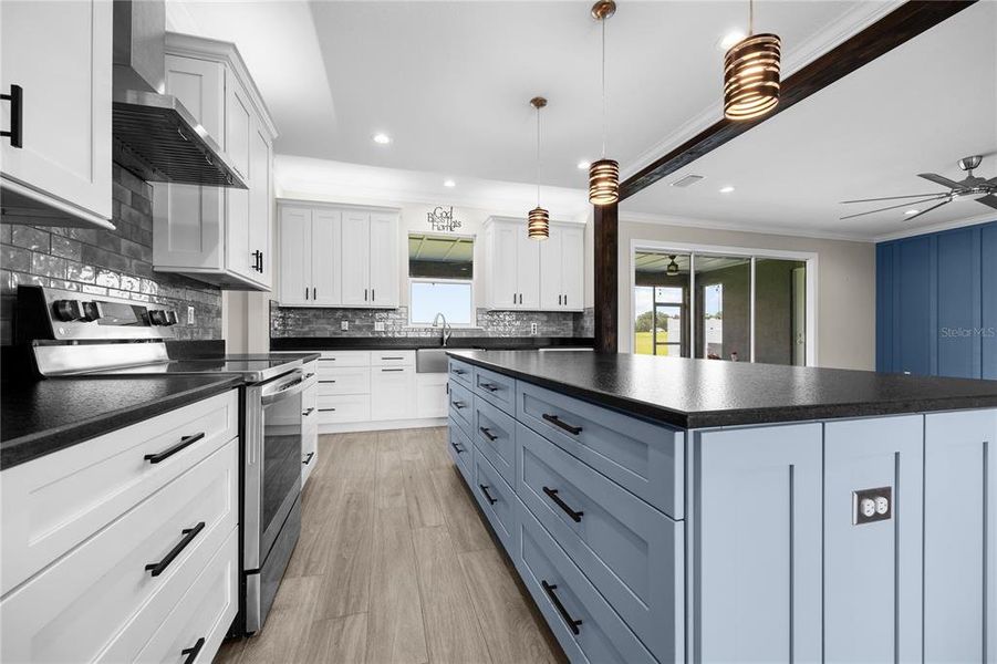 Furnished interior view inside a new home in , Ocala (Image 9).