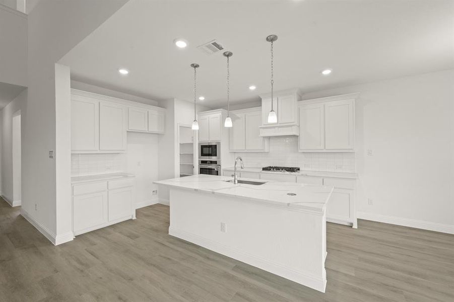 4329 KNight- Kitchen-1