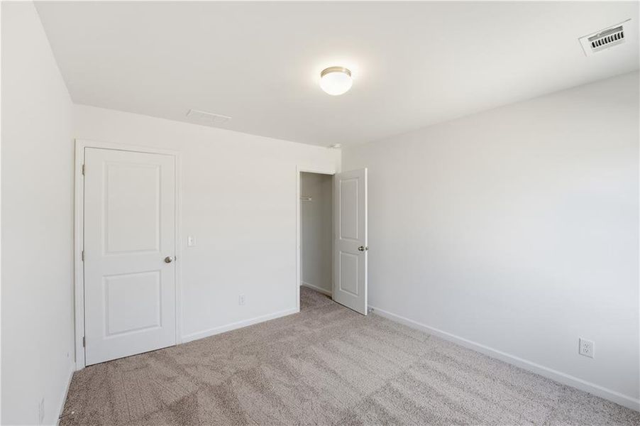 Spacious, unfurnished interior of a new home in Hampton Ridge, Jefferson (Image 21). Spacious, unfurnished interior of a new home in Hampton Ridge, Jefferson (Image 21).