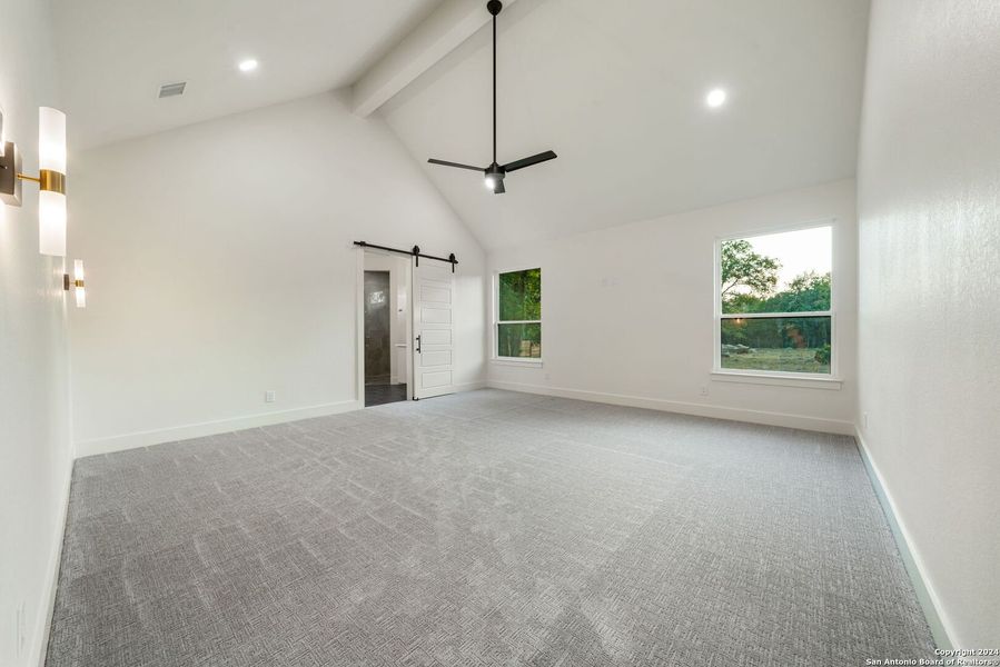 Spacious, unfurnished interior of a new home in , Castroville (Image 38).