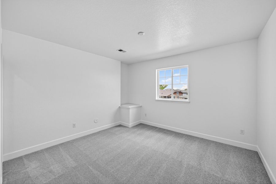 Spacious, unfurnished interior of a new home in Macanta, Castle Rock (Image 25). Spacious, unfurnished interior of a new home in Macanta, Castle Rock (Image 25).