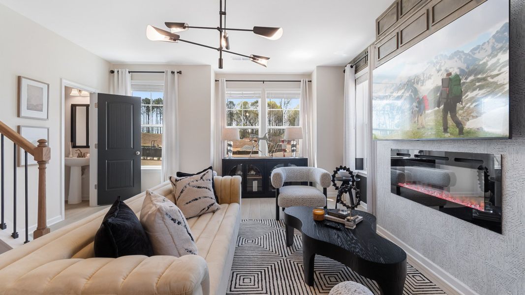 Furnished interior view inside a new home in Daybreak, Newnan (Image 18).