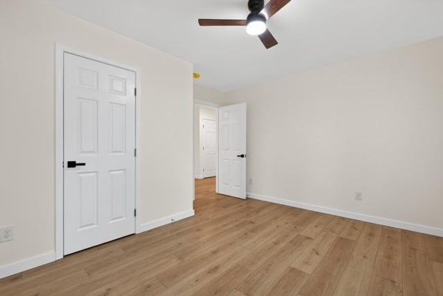 Spacious, unfurnished interior of a new home in , Atlanta (Image 22). Spacious, unfurnished interior of a new home in , Atlanta (Image 22).