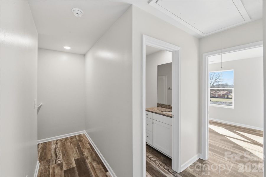 Spacious, unfurnished interior of a new home in , Lincolnton (Image 15).